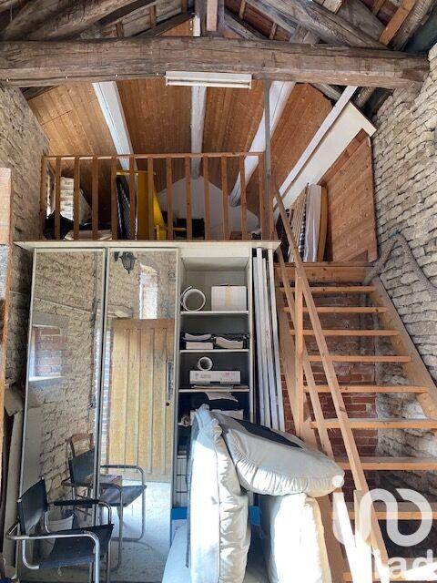 Maison - 221 m² - 5 pièces