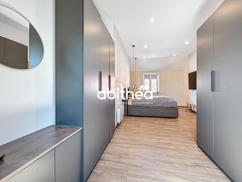 Maison - 169 m² - 7 pièces