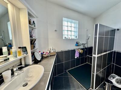 Appartement - 89 m² - 3 pièces