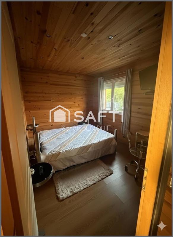 Maison - 95 m² - 4 pièces