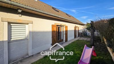 Immeuble - 145 m² - 8 pièces