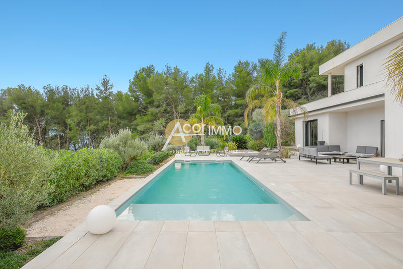 Villa - 171 m² - 6 pièces