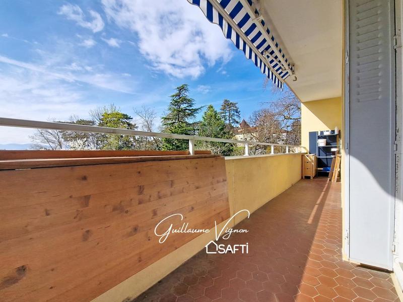 Appartement - 80 m² - 4 pièces