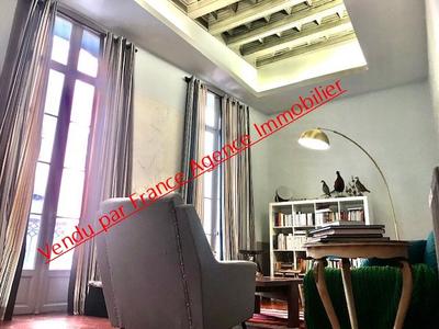 Appartement bourgeois - 162 m² - 6 pièces