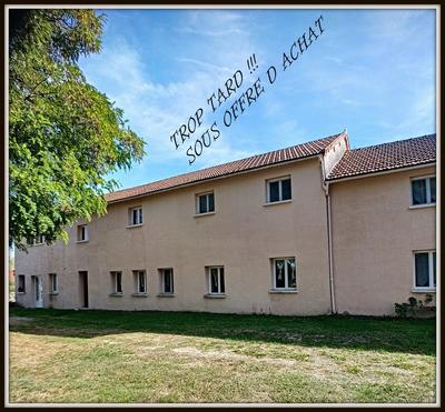 Maison - 450 m² - 10 pièces