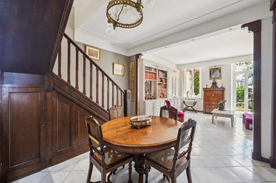 Immeuble - 340 m² - 14 pièces