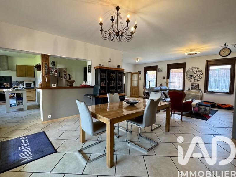 Maison - 170 m² - 5 pièces