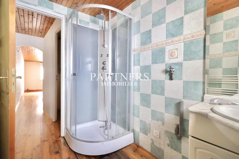 Immeuble - 67 m² - 4 pièces