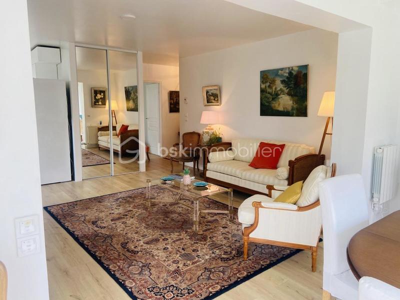 Appartement - 60 m² - 2 pièces