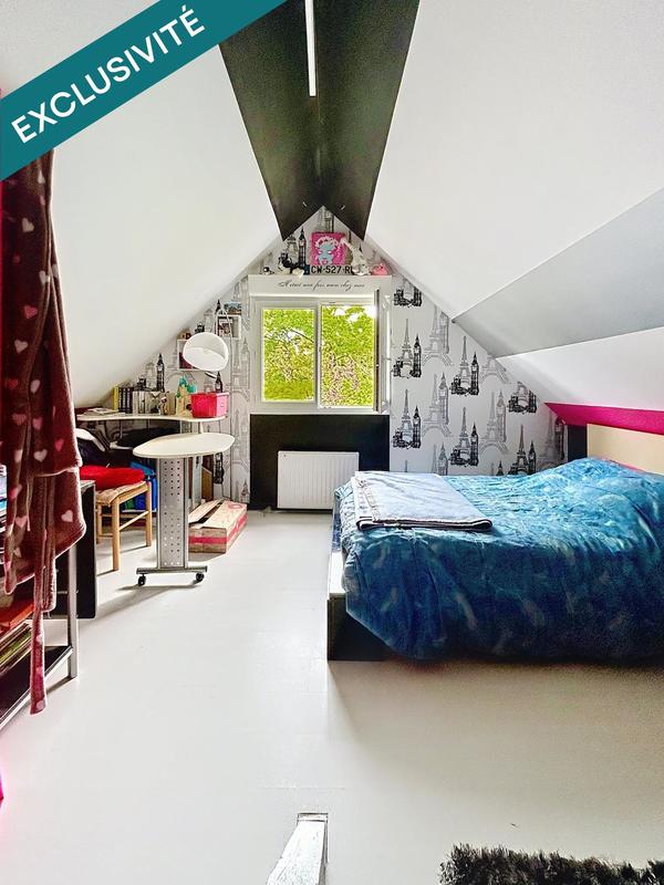 Maison - 220 m² - 8 pièces