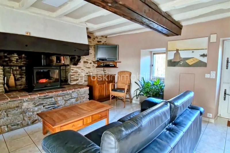 Maison - 122 m² - 7 pièces