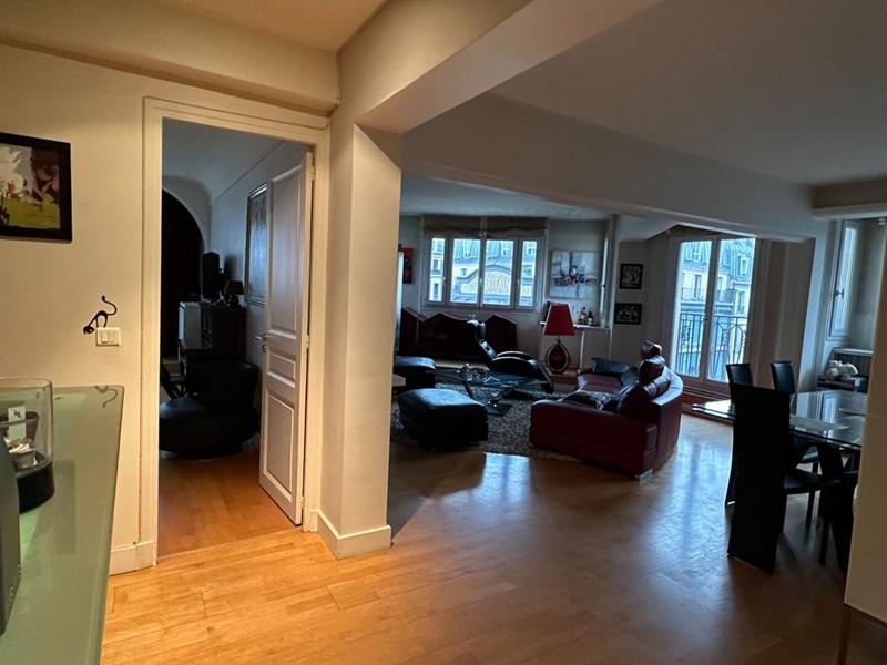 Appartement - 107 m² - 4 pièces