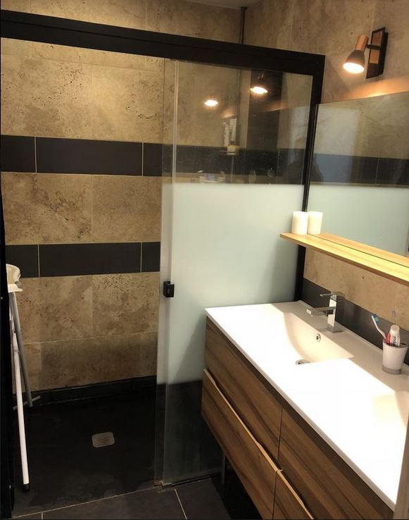 Maison - 235 m² - 10 pièces