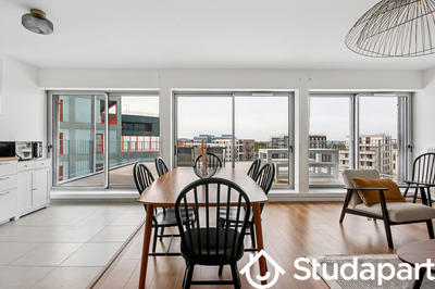 Chambre - 13 m² - 1 pièce