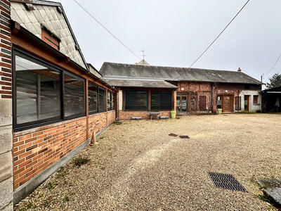 Immeuble - 925 m²