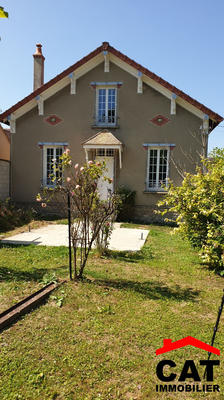 Maison traditionnelle - 105 m² - 5 pièces