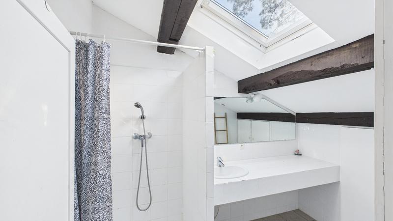 Maison - 285 m² - 8 pièces