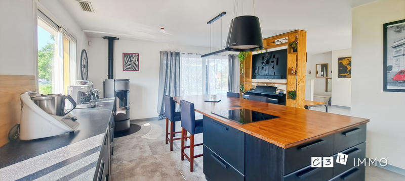 Maison - 133 m² - 5 pièces