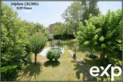 Maison - 209 m² - 9 pièces