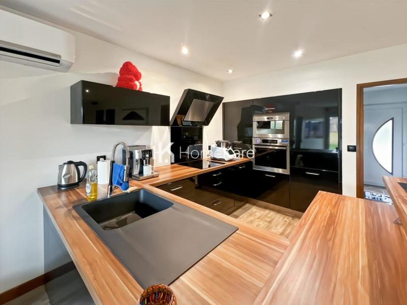 Maison - 130 m² - 5 pièces