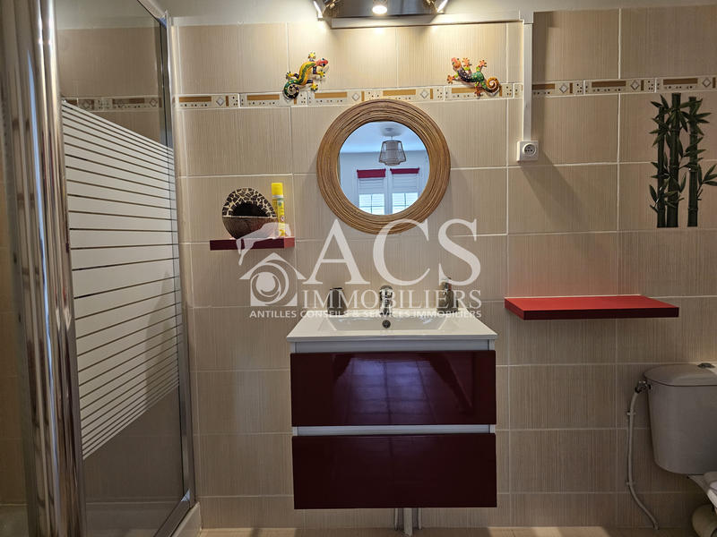 Maison - 98 m² - 4 pièces