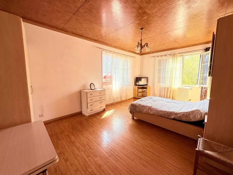 Maison - 175 m² - 6 pièces