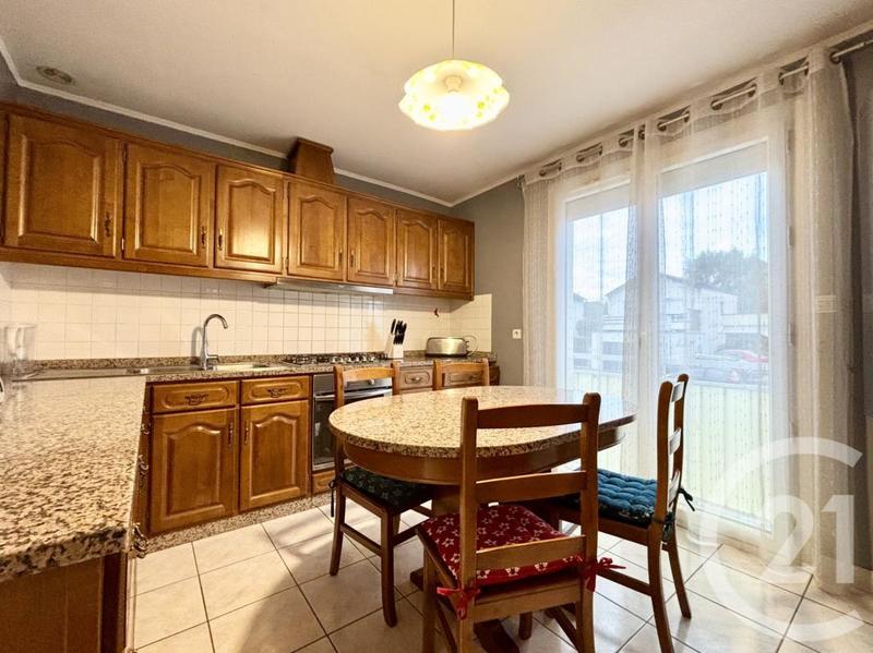 Maison - 139 m² - 6 pièces