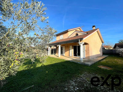 Maison - 95 m² - 4 pièces