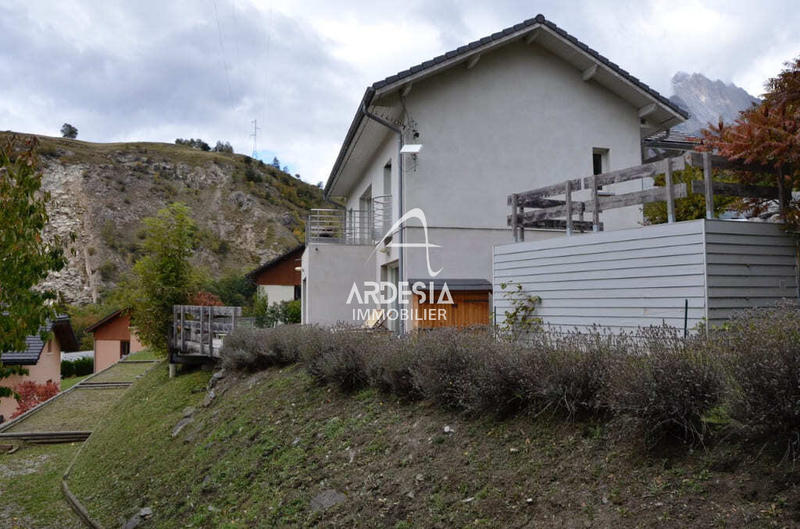 Maison - 136 m² - 4 pièces