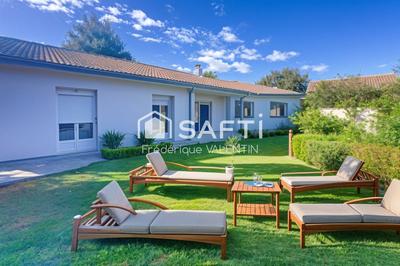 Maison - 180 m² - 4 pièces