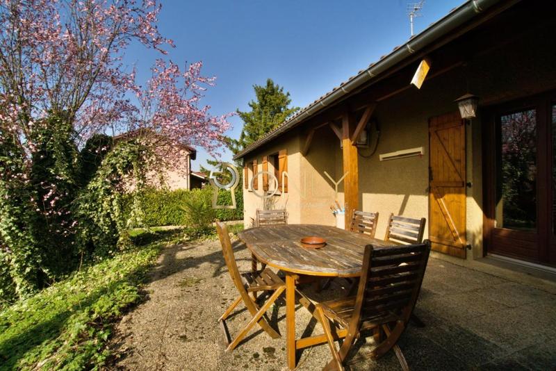 Maison - 90 m² - 4 pièces