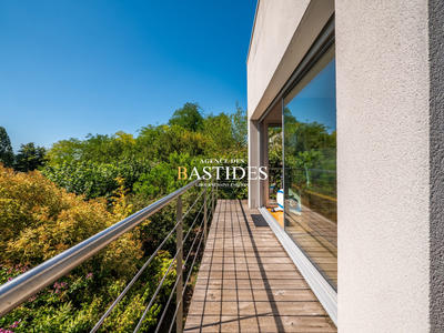 Maison contemporaine - 223 m² - 7 pièces