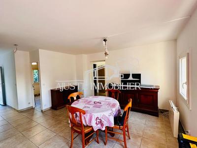 Maison - 91 m² - 5 pièces