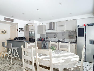 Appartement - 76 m² - 4 pièces