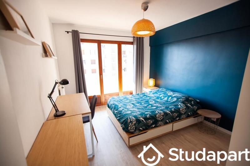 Chambre - 12 m² - 1 pièce