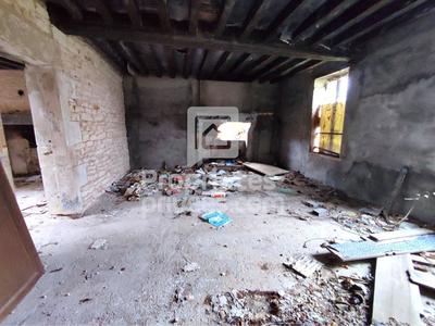 Maison - 98 m² - 2 pièces