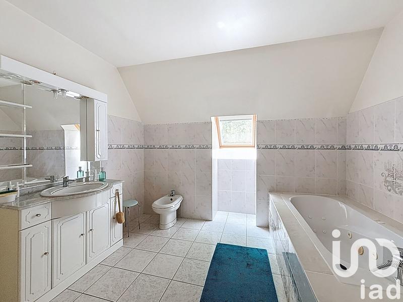 Maison - 170 m² - 5 pièces