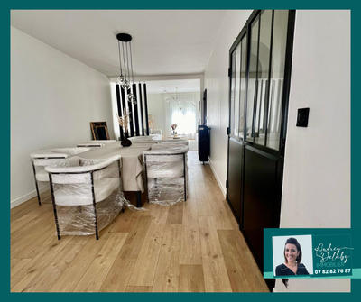 Maison - 205 m² - 7 pièces