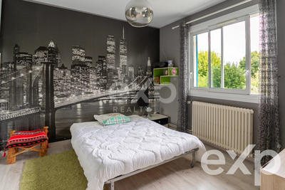 Maison - 161 m² - 7 pièces