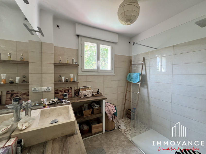 Maison - 179 m² - 7 pièces