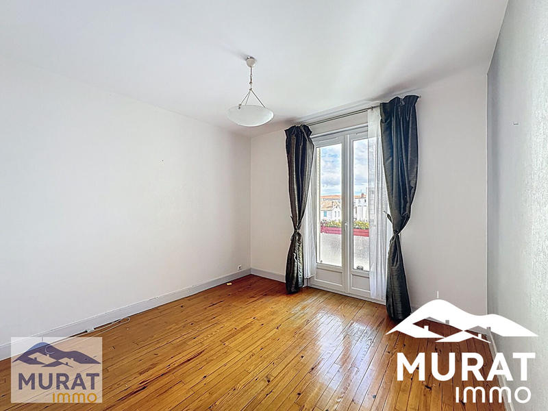 Appartement - 81 m² - 5 pièces