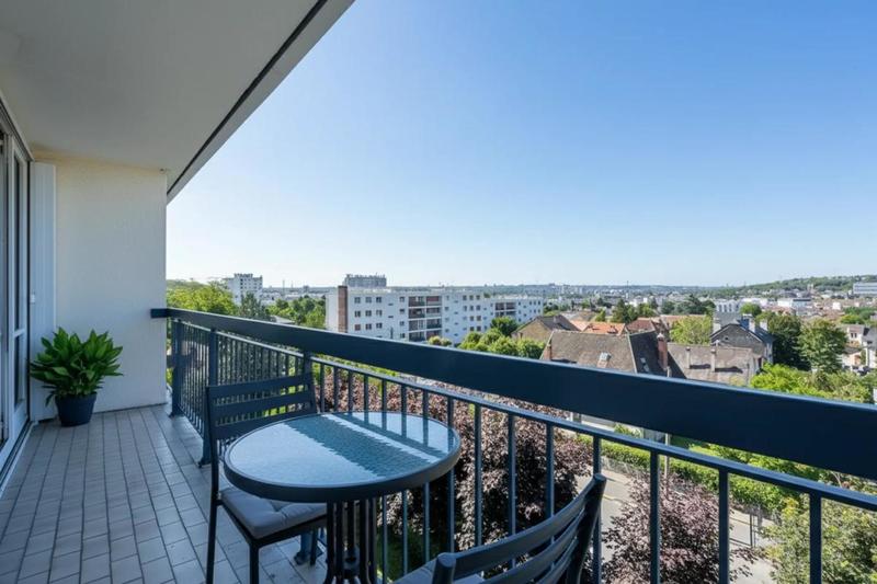 Appartement - 83 m² - 4 pièces