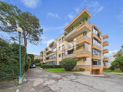 Appartement - 71 m² - 2 pièces