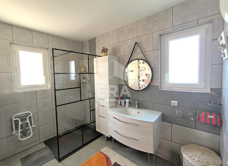 Maison - 175 m² - 5 pièces