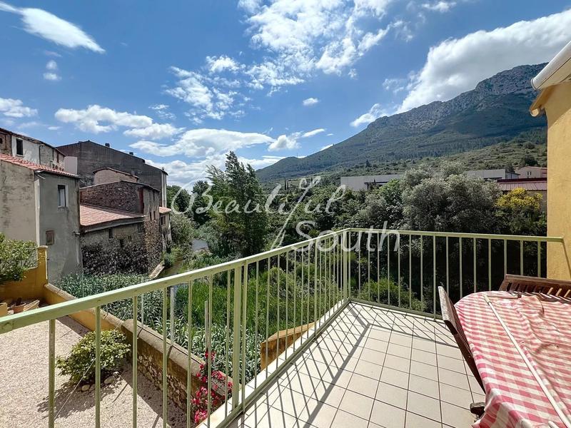 Maison de village - 95 m² - 5 pièces