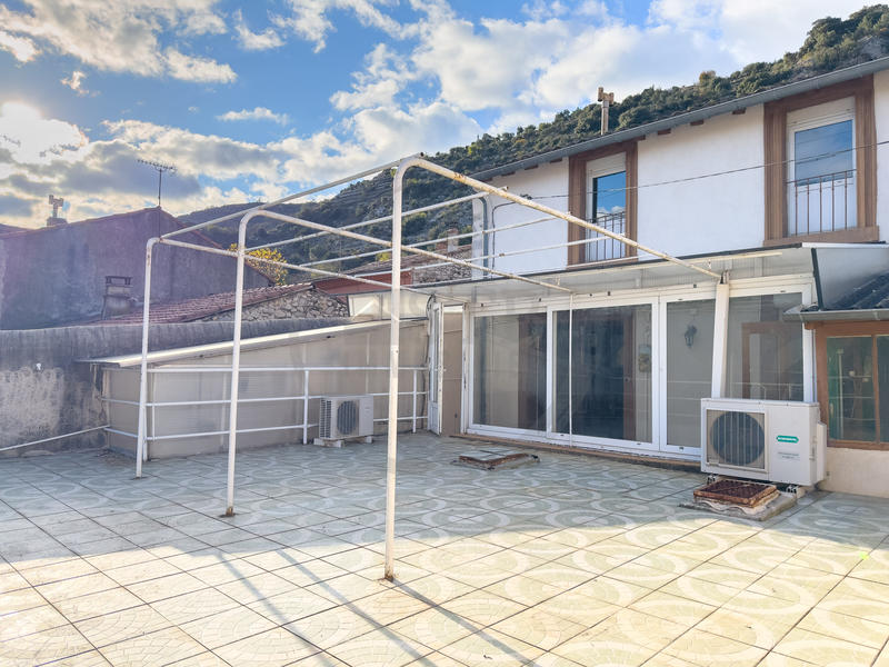 Maison de village - 160 m² - 2 pièces