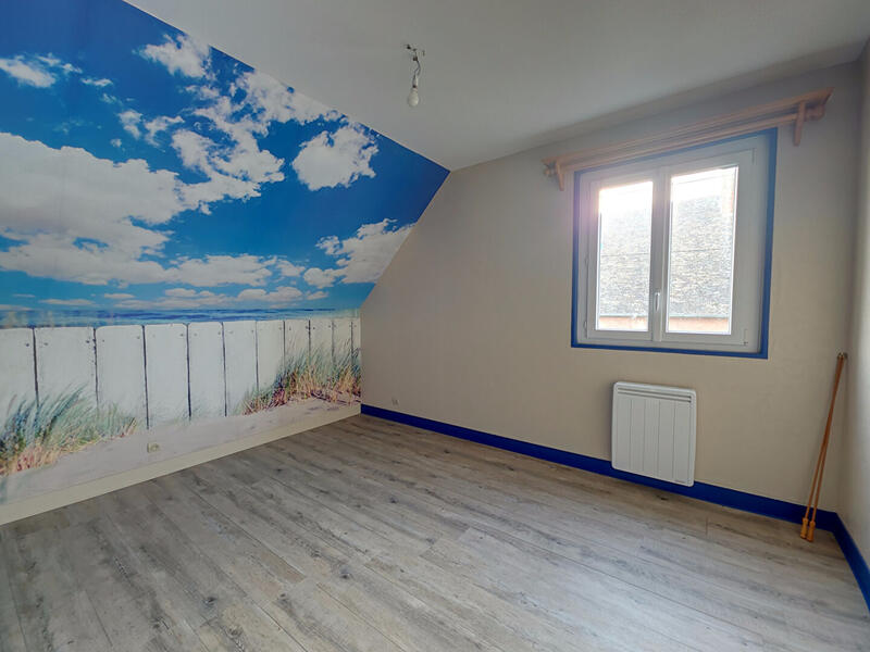 Maison - 83 m² - 6 pièces