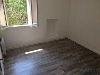 Appartement - 93 m² - 3 pièces