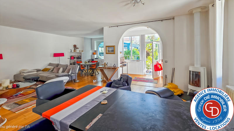 Maison - 170 m² - 7 pièces