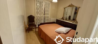 Chambre - 12 m² - 1 pièce